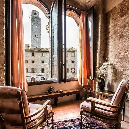 The Artists' Tower - Amazing View From The Tower Apartment San Gimignano Exterior photo